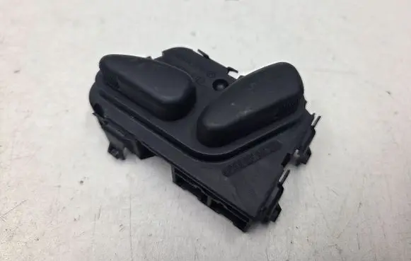 Mercedes-Benz E W211 Seat control switch A2108213851 2108213851