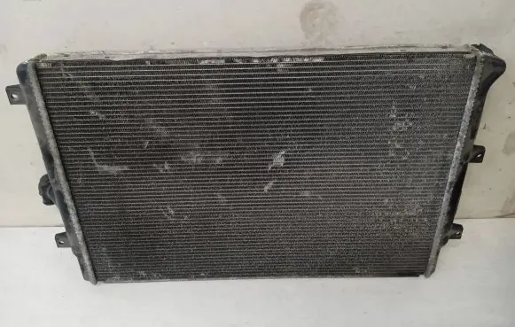 Volkswagen Sharan Coolant radiator 3C0121253Q