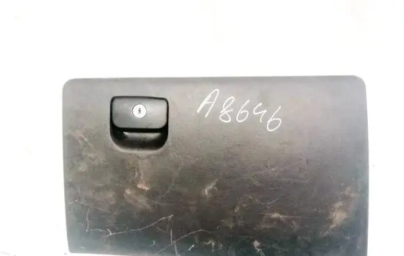 Glove box