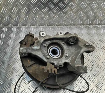 Mercedes-Benz C W205 Rear wheel hub A2053500241