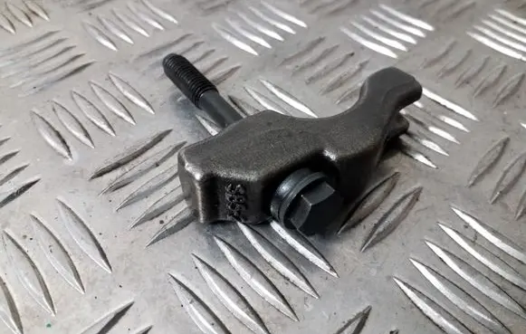 Fuel Injector clamp holder