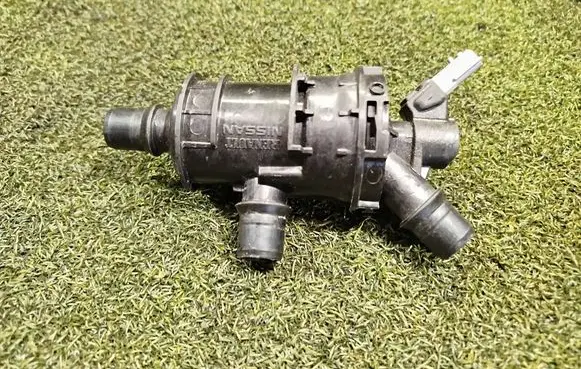 Renault Master III Thermostat 212000048R