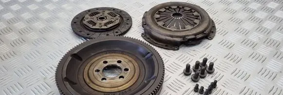 Seat Ibiza II (6k) Clutch set kit 032105271 030141025 030141032R