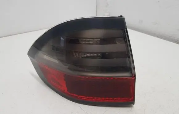 Ford S-MAX Rear/tail lights