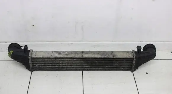 Mercedes-Benz E W211 Intercooler radiator A2115001102