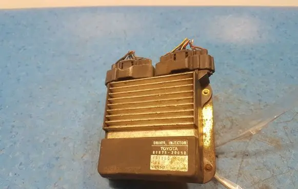 Toyota Corolla Verso E121 Other control units/modules 89871-20050