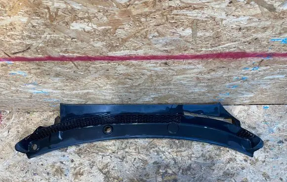Wiper trim
