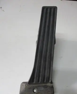 BMW 2 Active Tourer U06 Accelerator throttle pedal 6789528