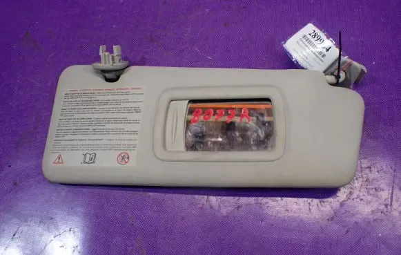 Renault Fluence Sun visor