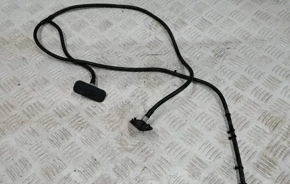 Citroen C3 Aircross Windshield washer spray nozzle 