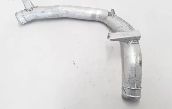 Intercooler hose/pipe