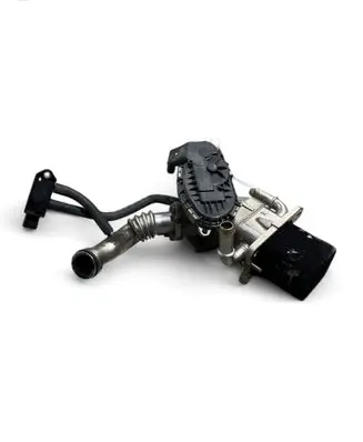 Volvo XC90 EGR valve cooler 30668658 P30668653