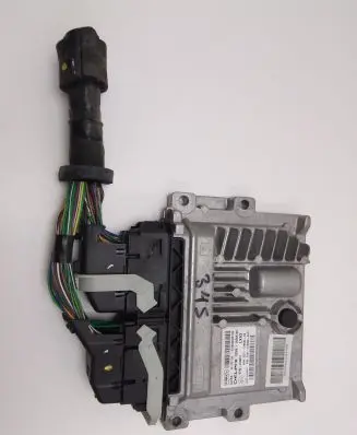 Ford Kuga II Engine control unit/module FV4112A650AGD 28509749