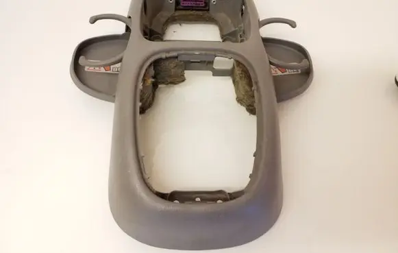 Cup holder front