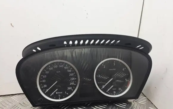BMW 5 E60 E61 Speedometer (instrument cluster) 6958600 62116958600