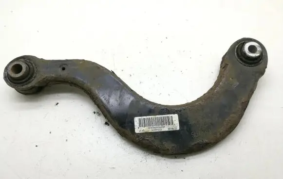 Volkswagen PASSAT B8 Rear upper control arm/wishbone 5Q0505323C