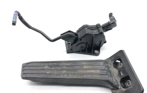 Lexus IS III XE30 Accelerator throttle pedal 7811030151