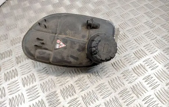 Mercedes-Benz B W246 W242 Coolant expansion tank/reservoir A2465000049