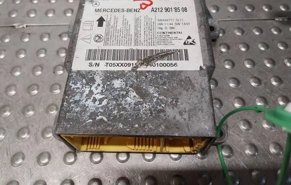 Mercedes-Benz E C207 W207 Airbag control unit/module A2129018508