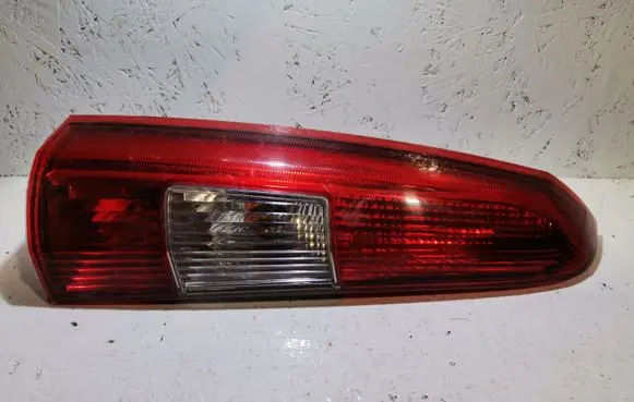 Rear/tail lights