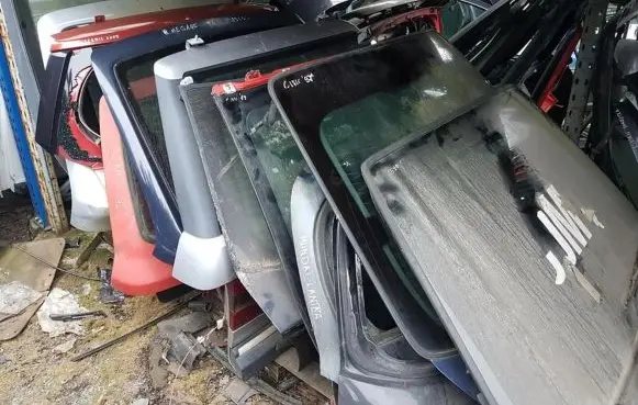 Honda Civic Tailgate/trunk/boot lid melynas