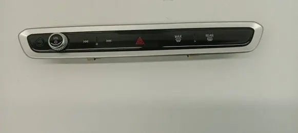 BMW X5 G05 Head unit multimedia control 5A64198 20020110 900266650066