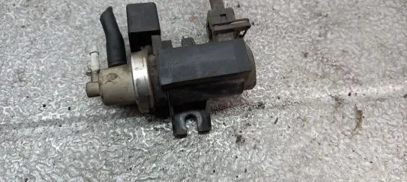 Hyundai Matrix Air pressure sensor
