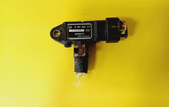 Suzuki Swift I Exhaust pressure sensor 0281002771 55198717