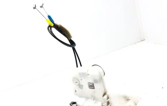 Peugeot 4008 Front door lock