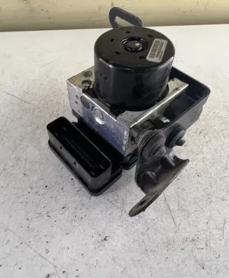 Jeep Grand Cherokee (WK) ABS Pump 25061015224 25092643893 00404087C000