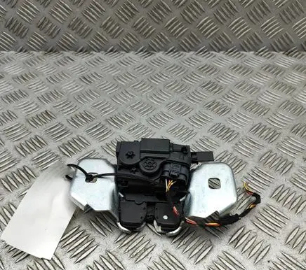 Porsche Taycan 9J1 Tailgate/trunk/boot lock/catch/latch 9J0827447A
