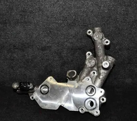 Toyota Avensis T250 Other engine bay part