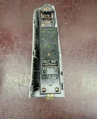 KIA Sportage Electric window control switch