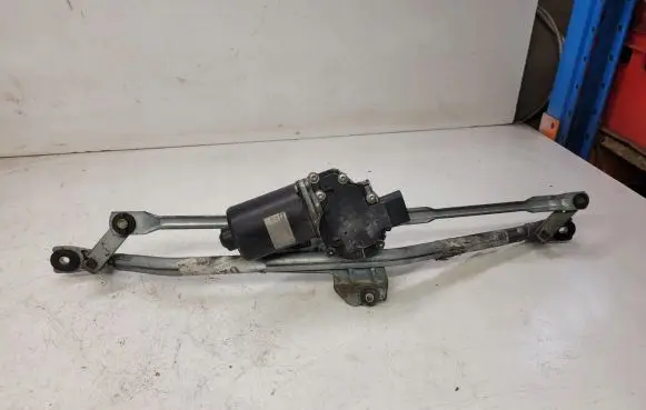Audi A4 S4 B5 8D Front wiper linkage and motor 3D1955113C