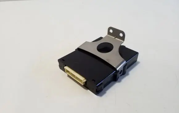 Lexus RX 330 - 350 - 400H Gateway control module 8911148100 2324005330