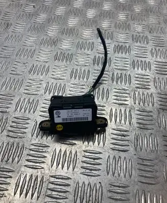 Skoda Octavia Mk2 (1Z) ESP acceleration yaw rate sensor 7H0907655A