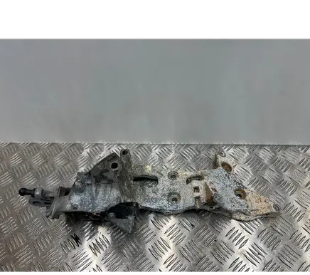 Volkswagen Touran III Generator/alternator bracket 04L903143D