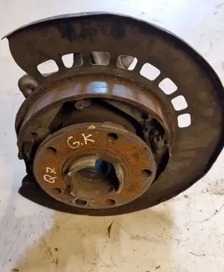 Audi Q7 4L Rear wheel hub 7L8505435