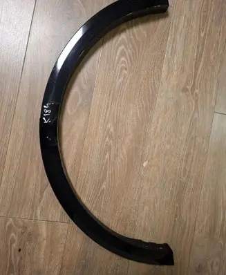 Ford Capri EV Rear fender molding trim R2KBR286D02B