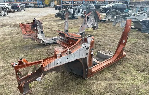 Nissan X-Trail T33 Front quarter panel PU12724