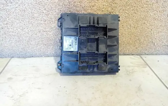 Volkswagen Atlas Comfort/convenience module 5C5937087 HH48S0256