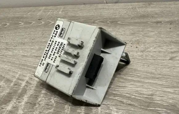 BMW X3 E83 Yaw turn rate sensor 6923215
