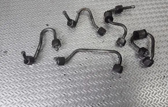 Ford Focus Fuel injector supply line/pipe 