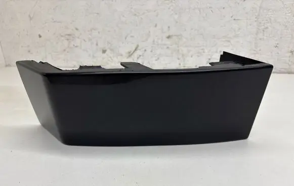 Volvo XC90 Rear/tail light trim molding 8620819