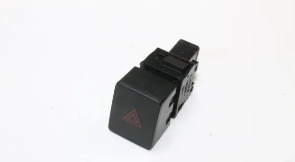 Nissan Micra Hazard light switch S31471