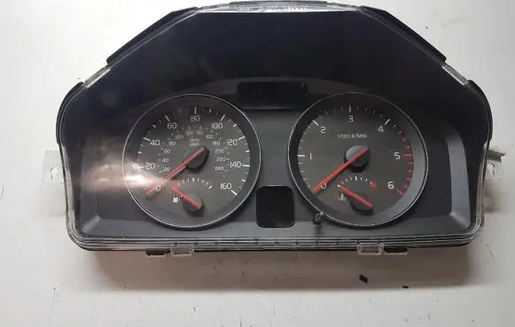Volvo S40 Speedometer (instrument cluster) 31296243 A525