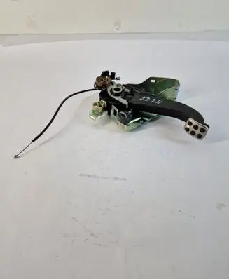 Mercedes-Benz C W204 Handbrake/parking brake lever assembly A2044200484