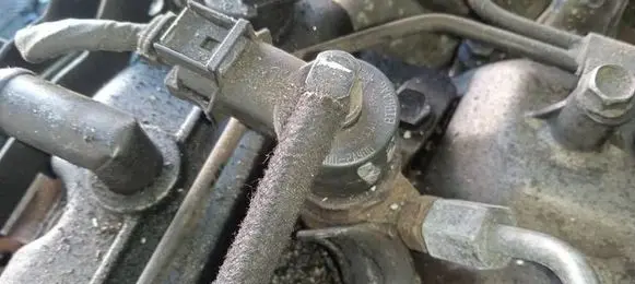 KIA Ceed Fuel injector 0445110256 33800-2A400