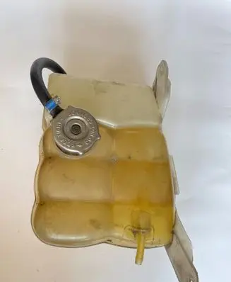 Dodge Nitro Coolant expansion tank/reservoir 55037842AD 06134