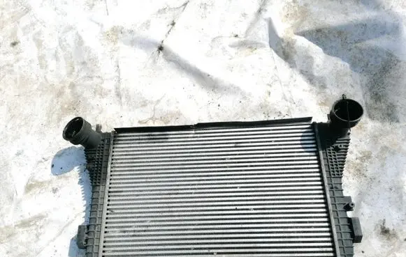 Skoda Octavia Mk2 (1Z) Intercooler radiator 1K0145803L